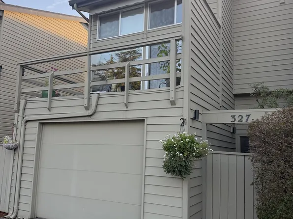 327 Country Club Rd, Eugene, OR 97401