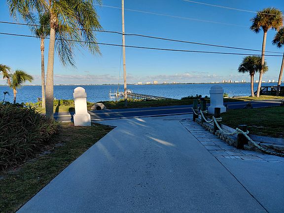 2nd image of 11107 S Indian River Dr #A