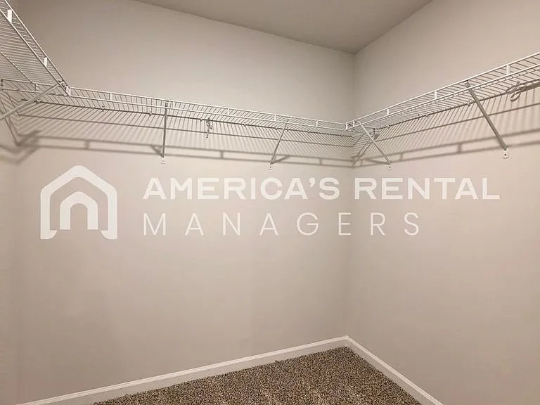 1508 Heritage Cir SE — Photo 34