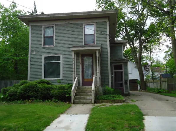 715 Axtell St, Kalamazoo, MI 49008