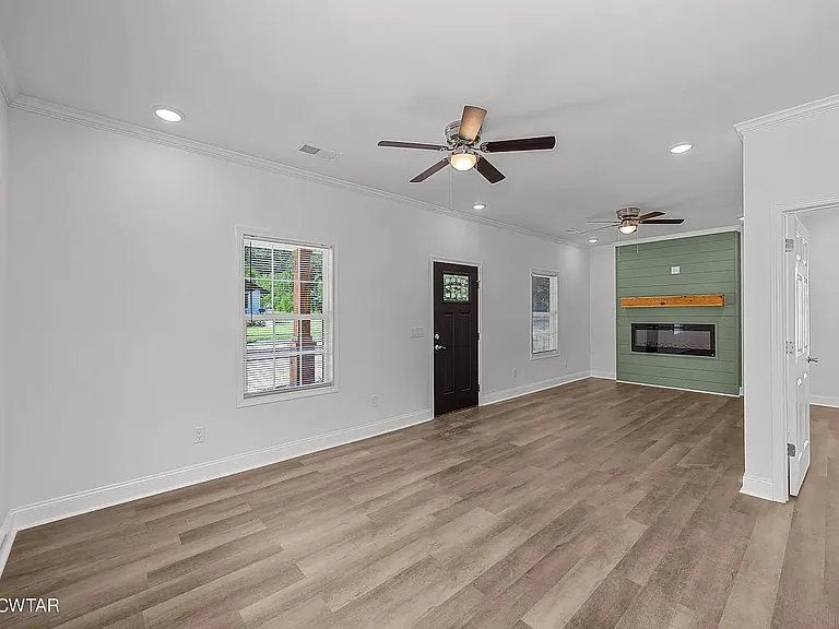 122 Hatton St — Photo 7