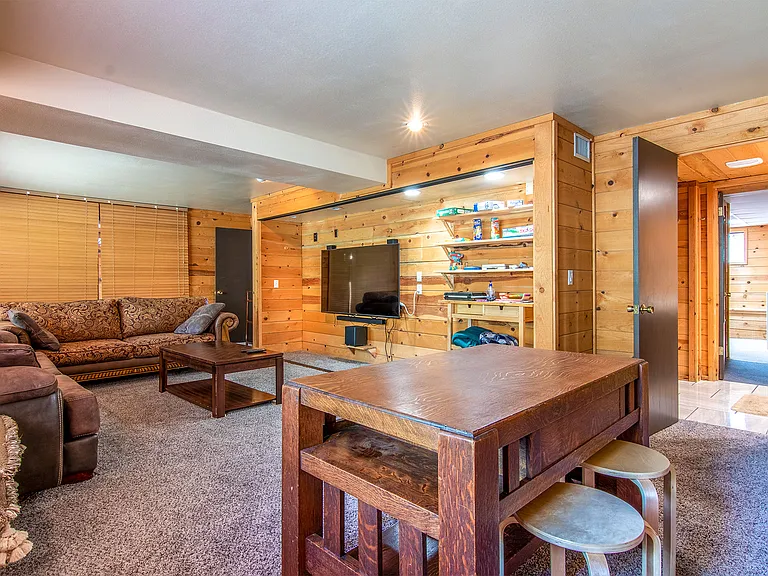 24800 Marion Ridge Dr — Photo 49