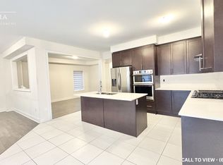 70 Jack Potts Way, Clarington, ON L1E0E8