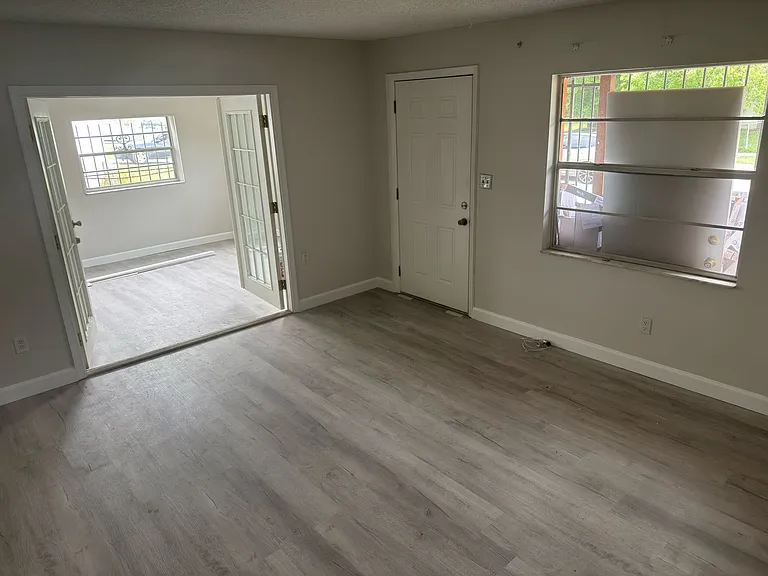 5377 Rosegay Ct — Photo 5