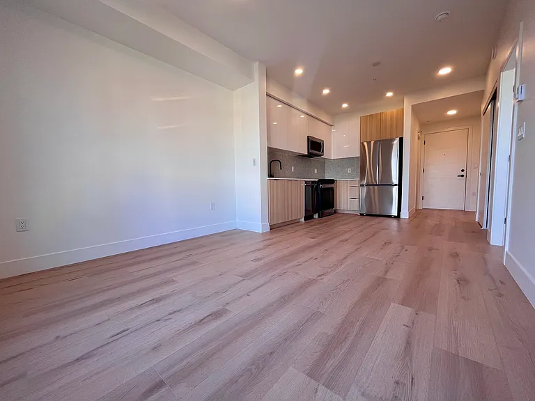 20769 Fraser Hwy #334 — Photo 10