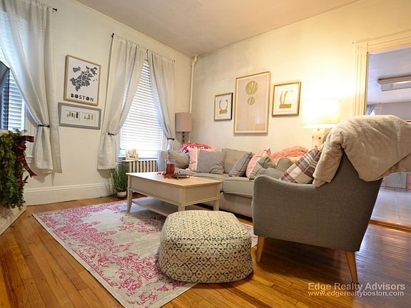 3rd image of 16 Pratt St #1