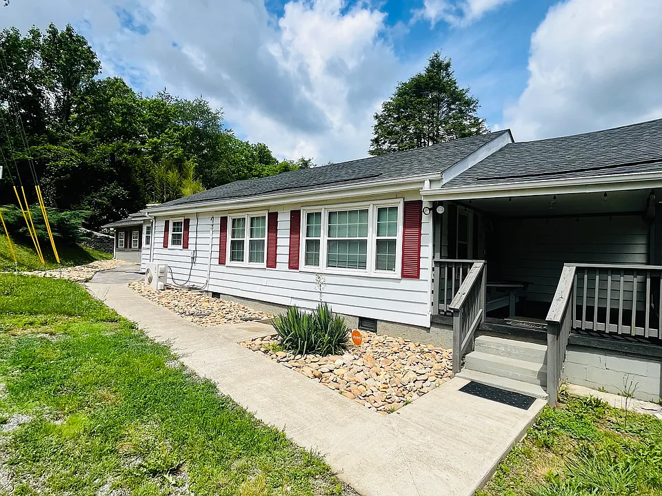 305 Starnes Cove Rd #A