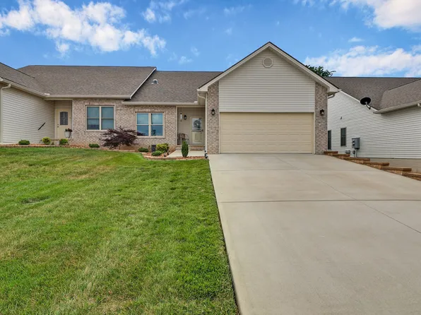 384 Woodgate Dr, Crossville, TN 38571