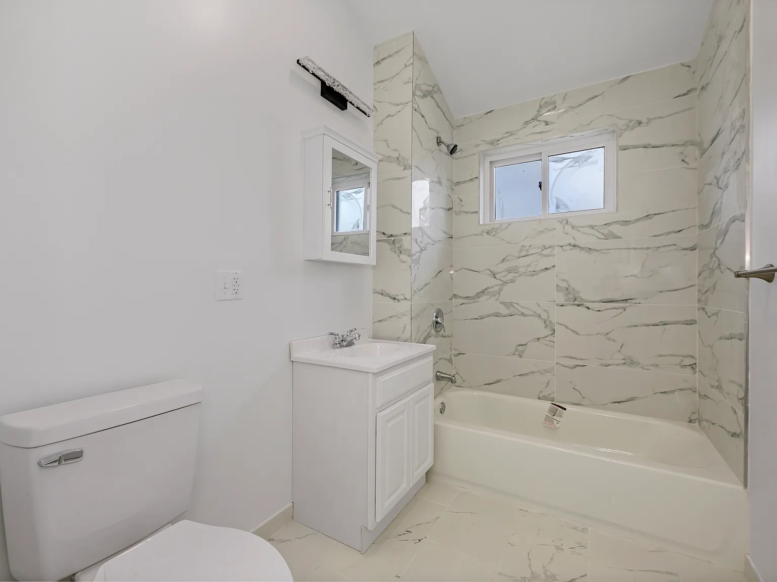 3 bed, $3,700 — Photo 3