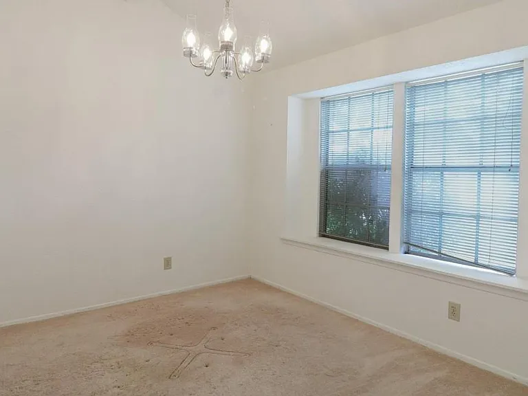 10802 Sashay Dr — Photo 7