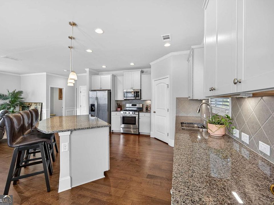 1st image of 6497 Crosscreek Ln