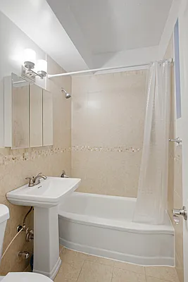Sold by Level Group | media 7