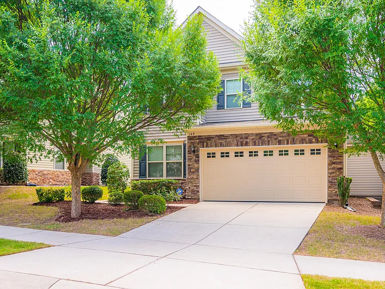 149 Torrey Heights Ln — Photo 1