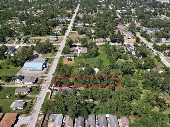 3914 Wipprecht St, Houston, TX 77026