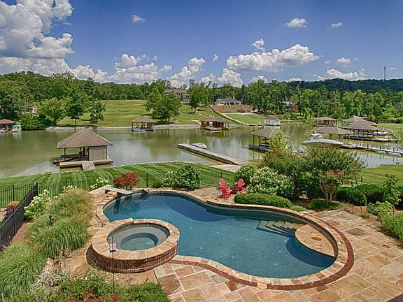 3rd image of 1636 Yachtsman Way