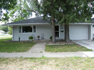 202 E 26th St, Kearney, NE, 68847