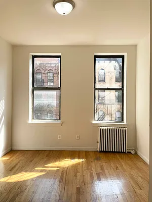 Rented by Jonis Realty | media 3