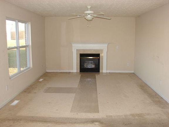 3rd image of 7832 Misty Shore Dr