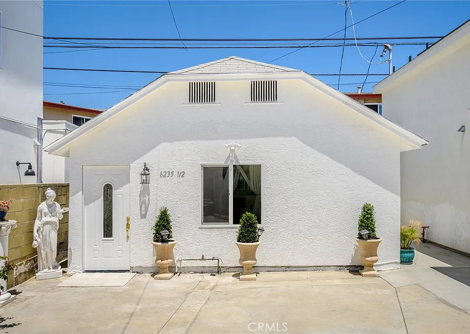 6235 Banner Ave #1/2