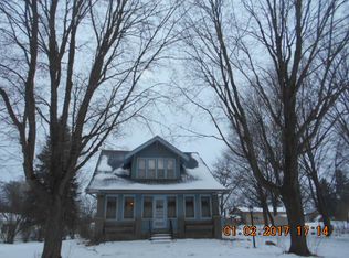 311 5th St W, Mantorville, MN 55955