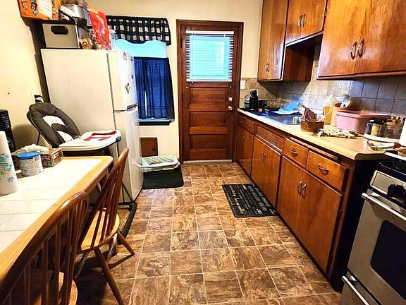 4th image of 7511 W Center St APT 09
