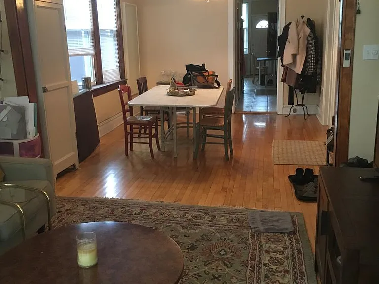 2136 W Haddon Ave #2 — Photo 5