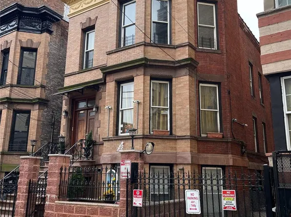 322 E 197th Street, Bronx, NY 10458