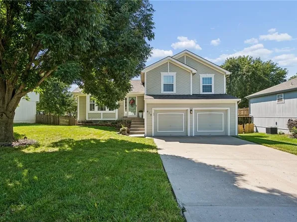 819 NE 116th Ter, Kansas City, MO 64155