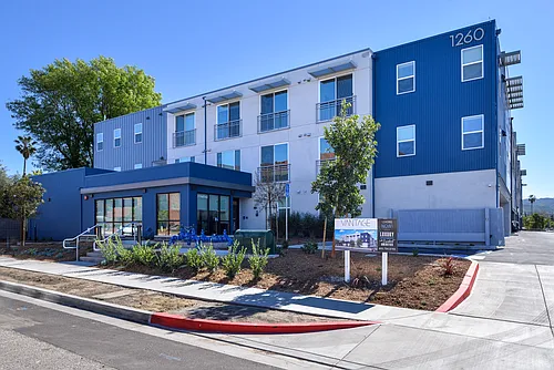 Vantage Apartments Photo 1