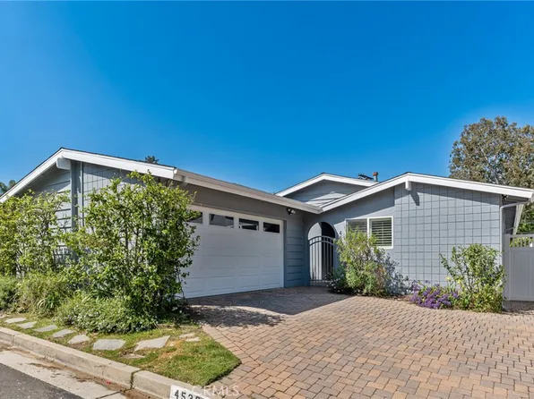4539 Don Pio Dr, Woodland Hills, CA 91364