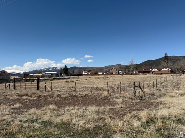 100 S 200 E, Koosharem, UT 84744
