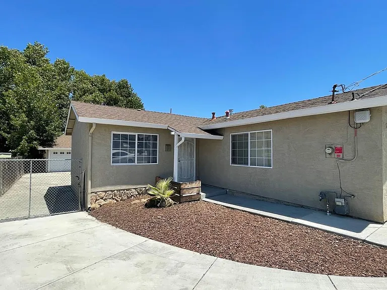 538 Sonoma Blvd #1 — Photo 1
