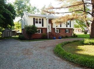 102 Beverly Rd, Ashland, VA 23005