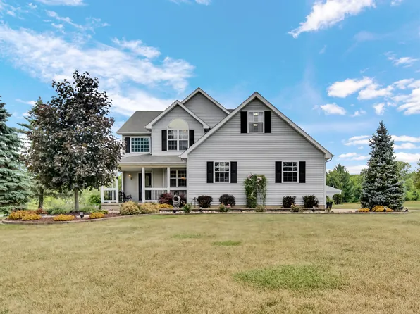 679 N 700 W, Hobart, IN 46342