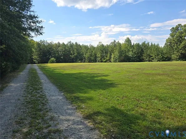 S Genito Rd, Jetersville, VA 23083