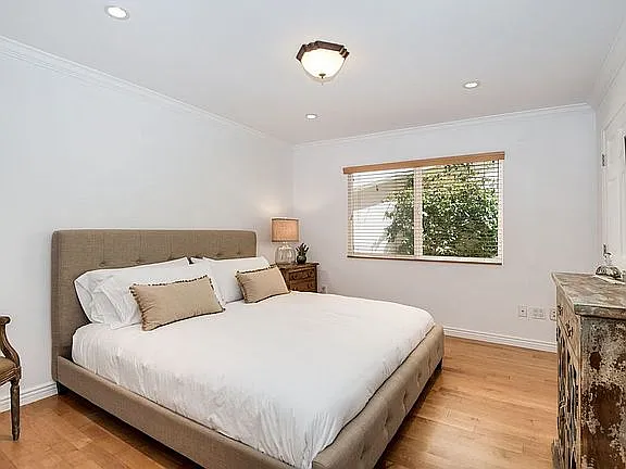 748 N La Jolla Ave #748 — Photo 14