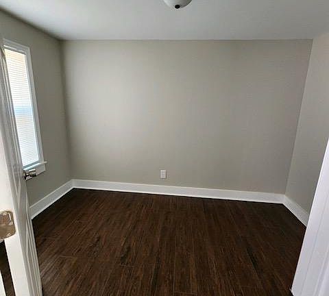4th image of 115 Wootton Rd