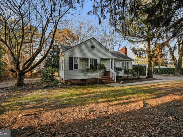 107 Lakeview Dr, Dover, DE 19901