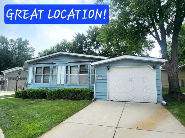 1142 Bayside Rd #140, Elgin, IL 60123