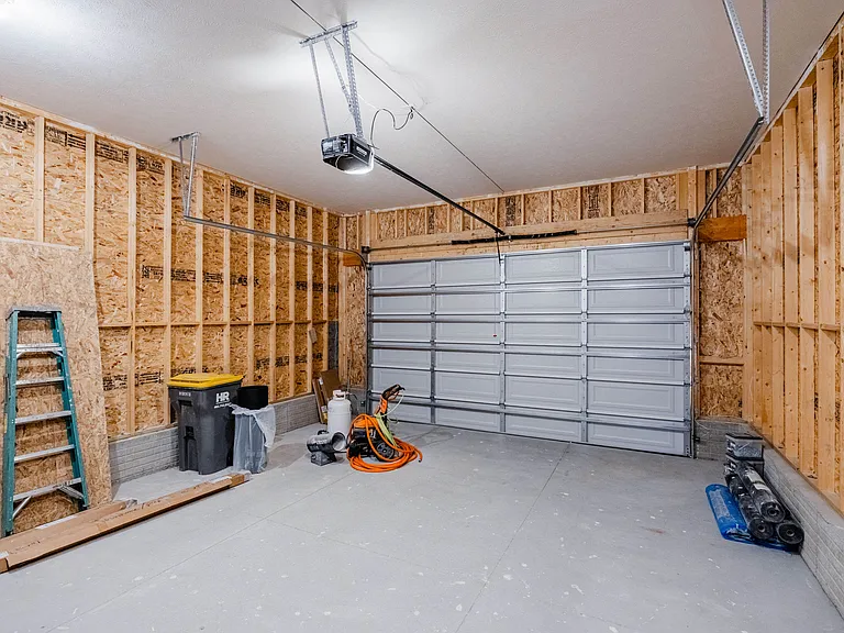 8620 S 49th St — Photo 49