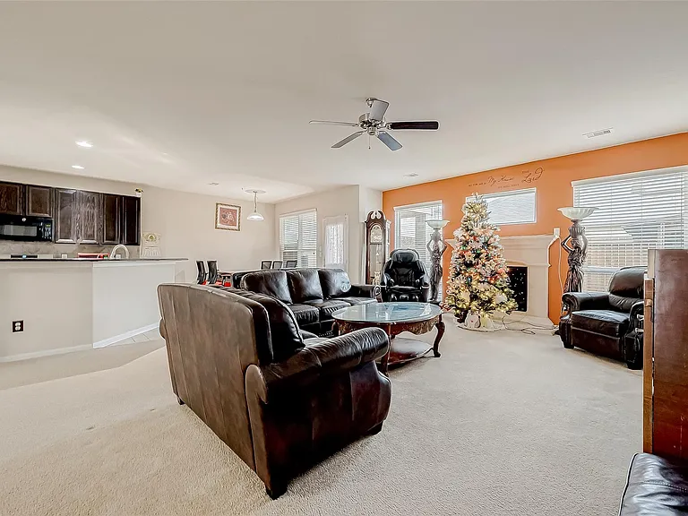 4815 Hackamore Brook Ct — Photo 12