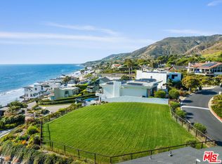 31540 Victoria Point Rd, Malibu, CA 90265