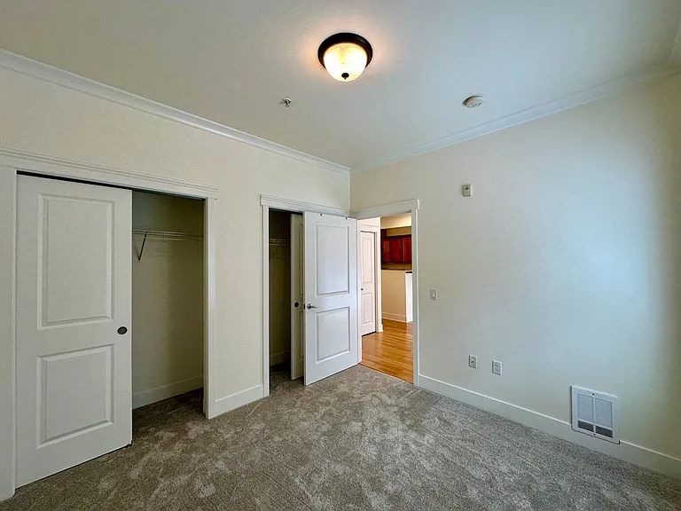 1015 Railroad Ave #303 — Photo 9
