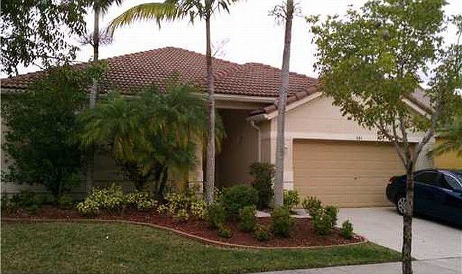 1st image of 843 Sunflower Cir