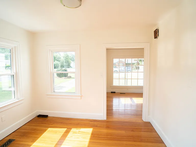 1114 8th Ave — Photo 23