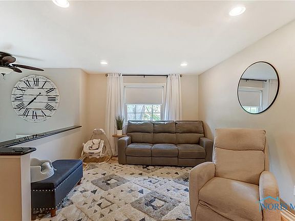 2nd image of 2565 Eden East Dr