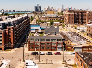 2987 Franklin St #2E, Detroit, MI 48207