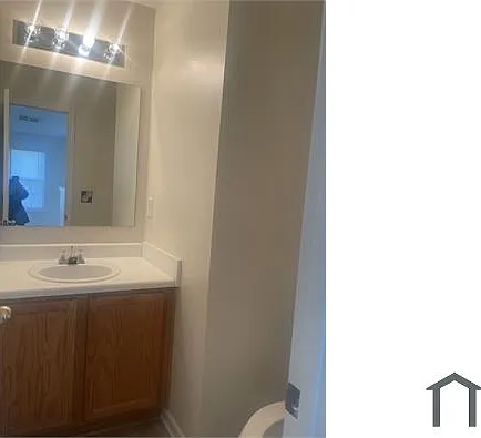 8327 Wallace Glen Dr — Photo 3