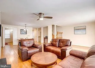 8931 Park Forest Dr — Photo 13