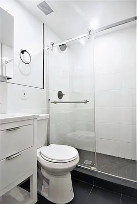 Rented by 346 Realty Group LLC | media 3